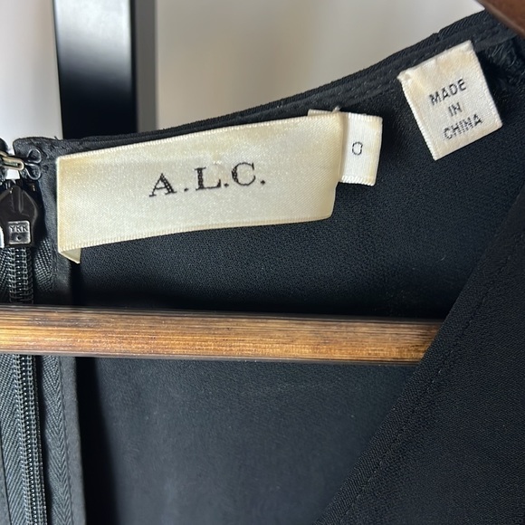 A.L.C. Mara Grommet Trim Pleated Maxi Dress - Size 0 - Picture 8 of 10